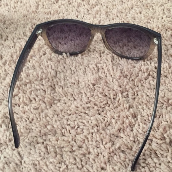 Ivory+Mason Women'sSunglasses - Picture 3 of 4